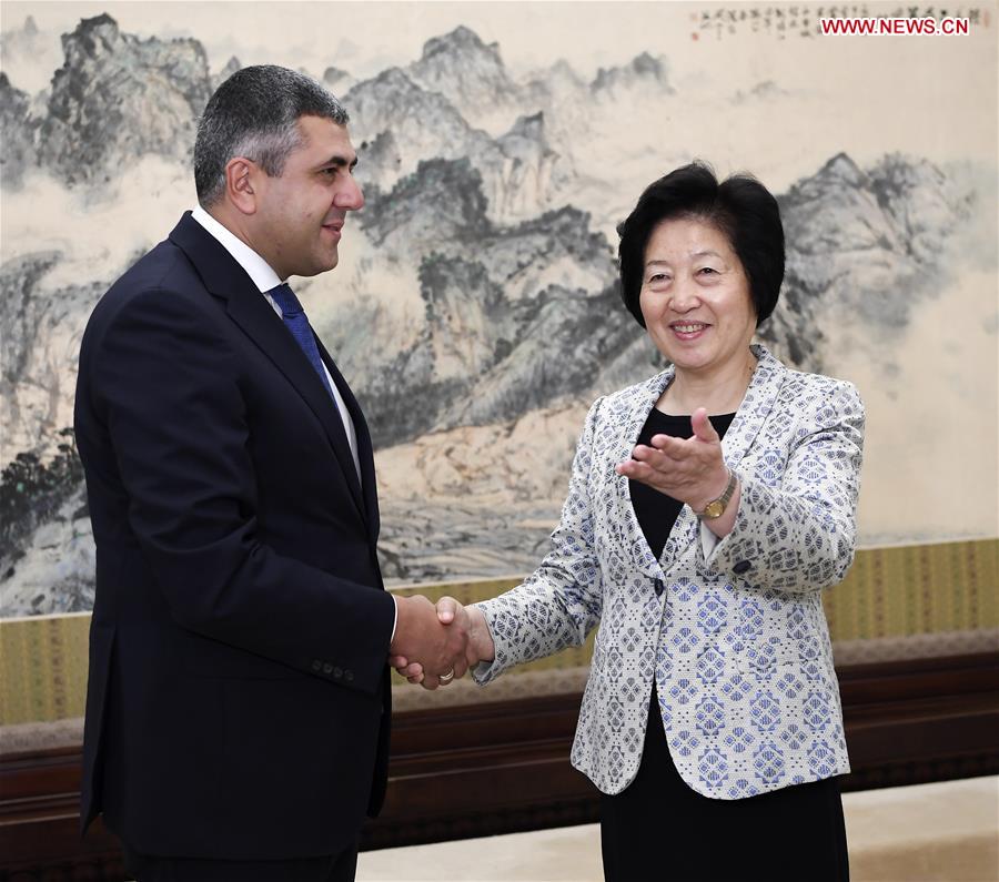 Chinese Vice Premier Meets UNWTO Chief